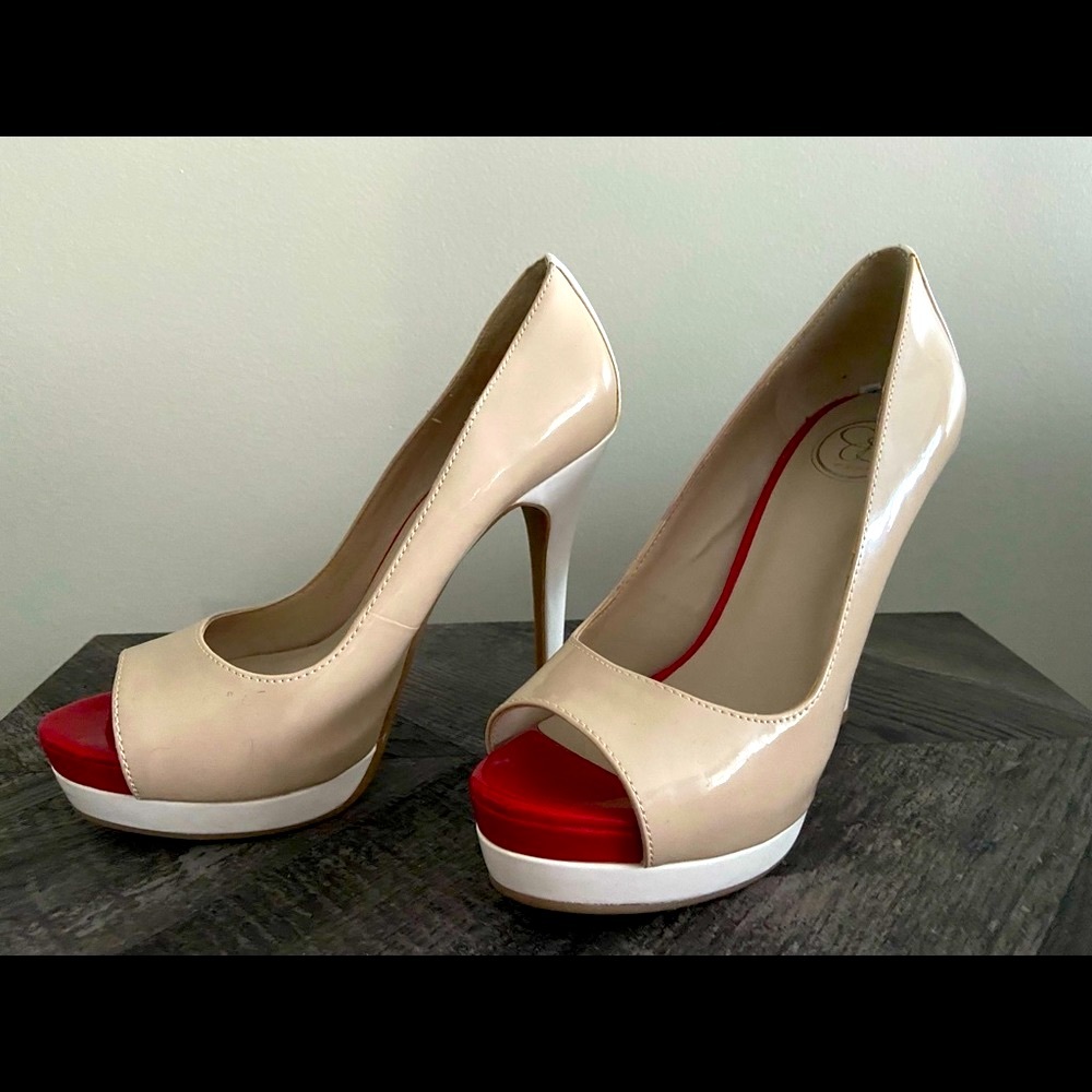 Jessica Simpson Cream-White-Red Peep Toe Heels